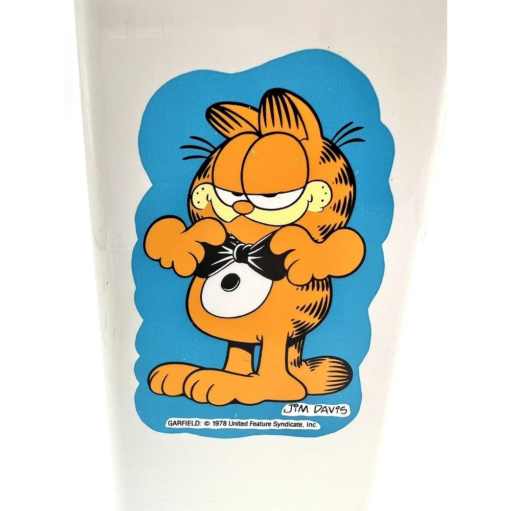 1978 Vintage Garfield In Bow Tie Dixie Cup Countertop Dispenser White Plastic